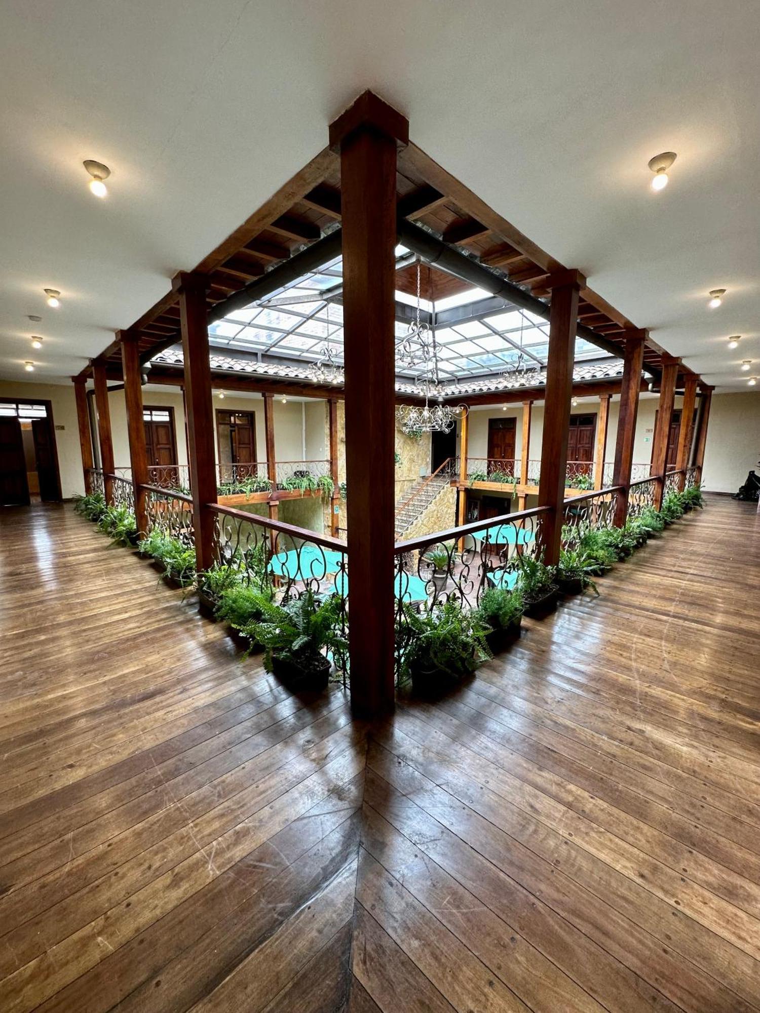 Nass Central Garden كوينكا المظهر الخارجي الصورة