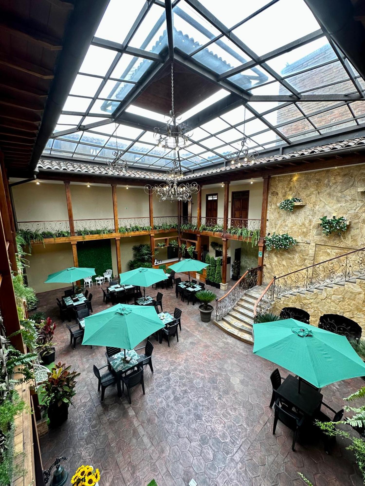 Nass Central Garden كوينكا المظهر الخارجي الصورة
